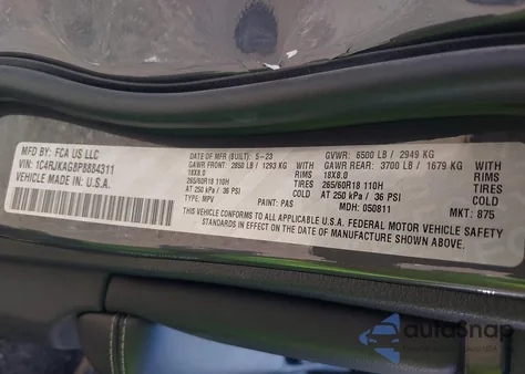 2023 Jeep Grand Cherokee L Laredo 4X4 from USA, damaged, VIN 1C4RJKAG8P8884311